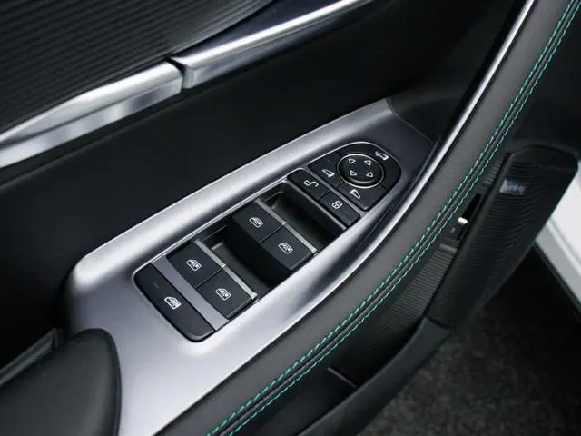 BYD SEAL U