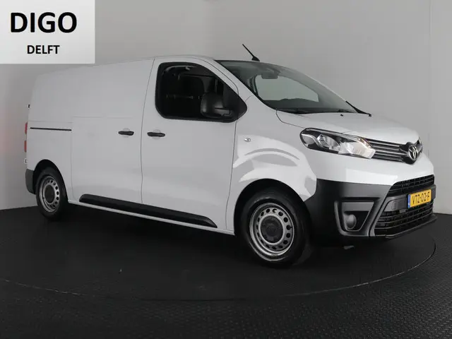 Toyota PROACE Worker 1.5 D-4D LIVE EX BTW CARPLAY NAVI Toyota PROACE Worker 1.5 D-4D LIVE EX BTW  CA...