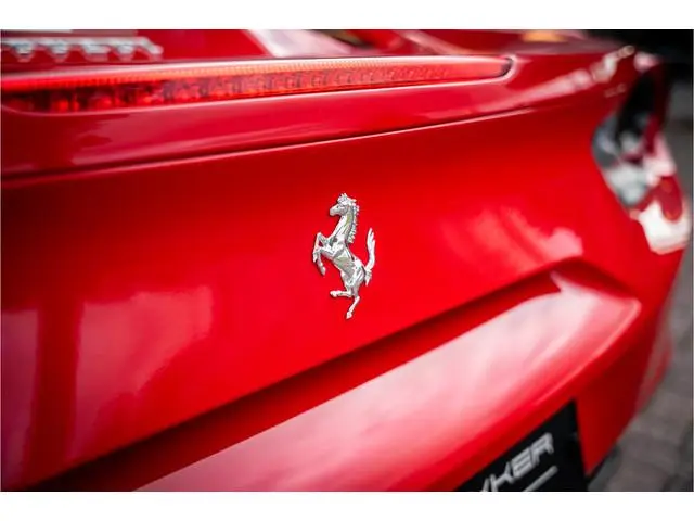 Ferrari 488