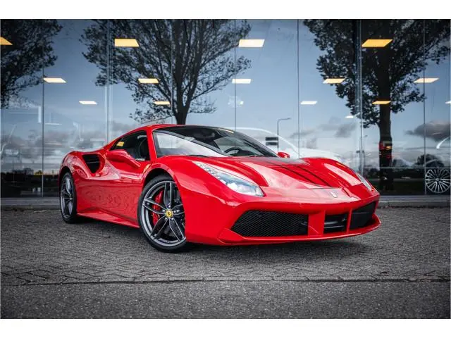 Ferrari 488