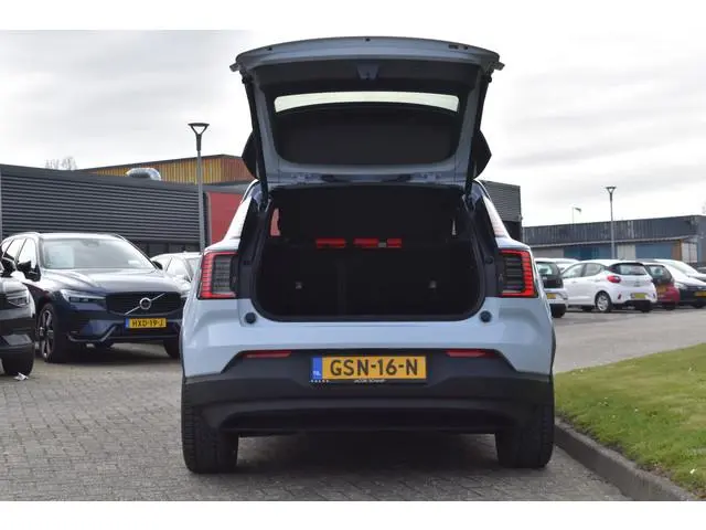 Volvo EX30