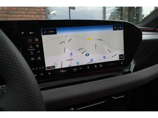 Audi SQ6 e-tron