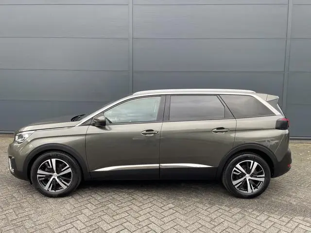 Peugeot 5008 130pk Road Trip (Elektrisch Schuifdak  - Elektrische klep - Keyless Entry - Camera - Ap...
