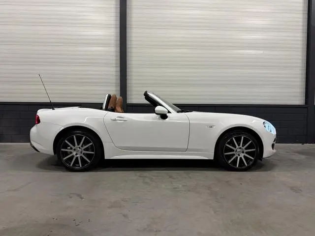 Fiat 124 Spider