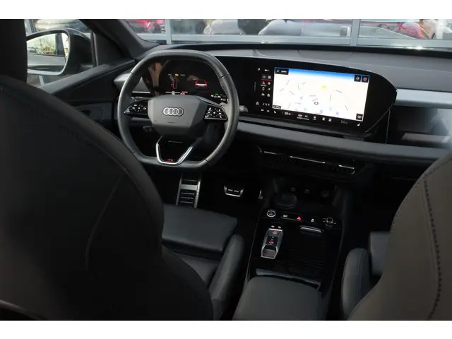 Audi Q6 e-tron S edition performance 100 kWh Trekhaak, Panoramadak, Warmtepomp