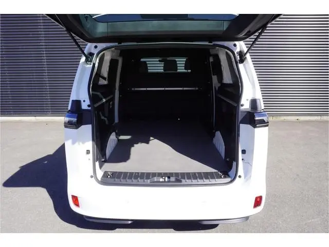 Volkswagen ID. Buzz Cargo 77 kWh 204pk Apple Carplay Camera 3-Zits Achterklep Parkeersensoren  LED