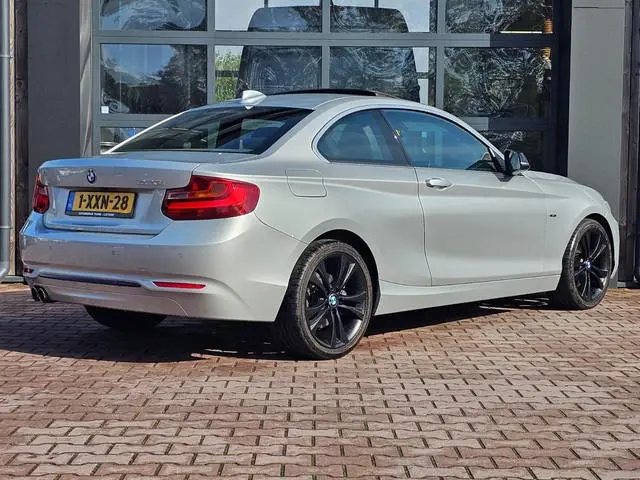 BMW 2-serie Coupé 220i High Executive Sport | Automaat | Xenon | Leder | Stoelverwarming | Schuif/he...