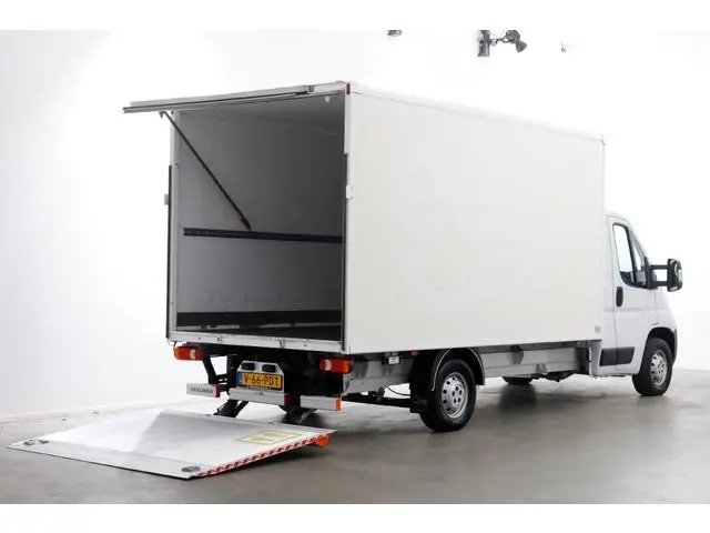 Opel Movano 2.2D 140pk Bakwagen met laadklep 1.060kg laadvermogen 08-2023
