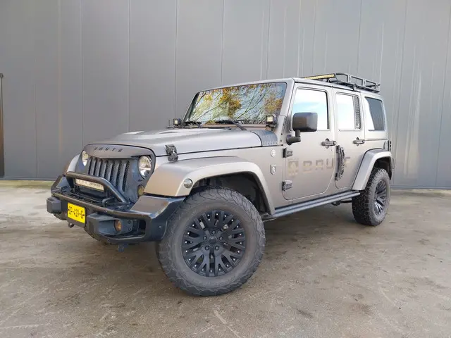 Jeep Wrangler Unlimited 3.6 V6 AUTOMAAT 285 PK BRUTE CABRIO LEER NAVI CRUISE TREKHAAK ECC