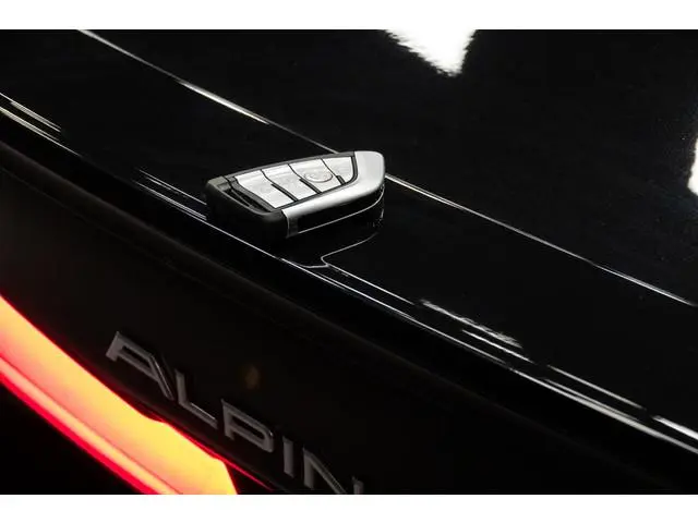 Alpina B5