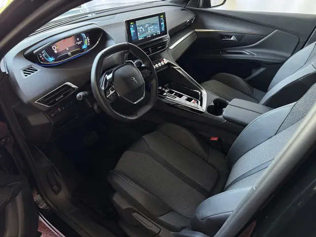 Peugeot 3008 1.6 HYBRID PHEV ALLURE PACK CARPLAY NAVI CAMERA BLINDSPOT Plug in Hybrid phev