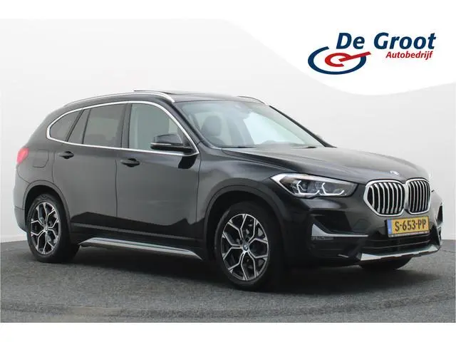 BMW X1 xDrive25e High Executive Leer, Panoramadak, Cruise, Navigatie, Bluetooth, LED, PDC, 18''