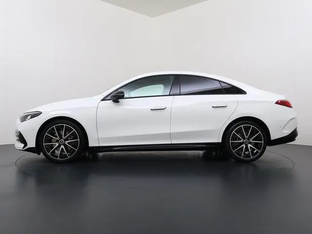 Mercedes-Benz CLA 250+ Launch Edition 85 kWh Accu | Memorystoelen | Warmtepomp | Multibeam Led | Sto...