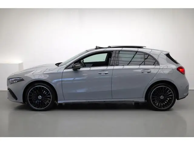 Mercedes-Benz A-klasse A250e AMG Line |Pano|Memory|Burmester|HUD|