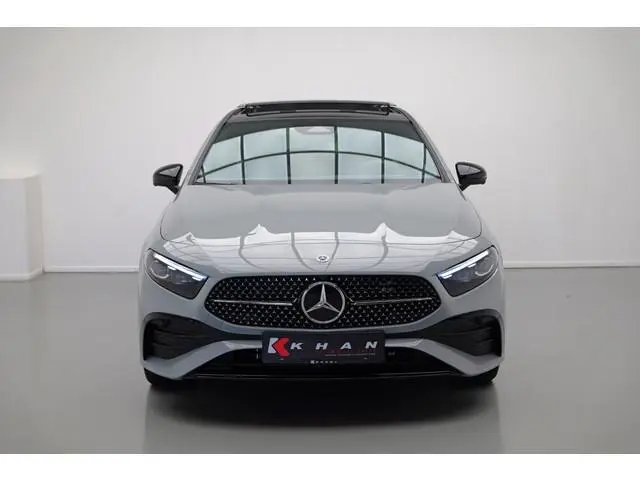 Mercedes-Benz A-klasse A250e AMG Line |Pano|Memory|Burmester|HUD|