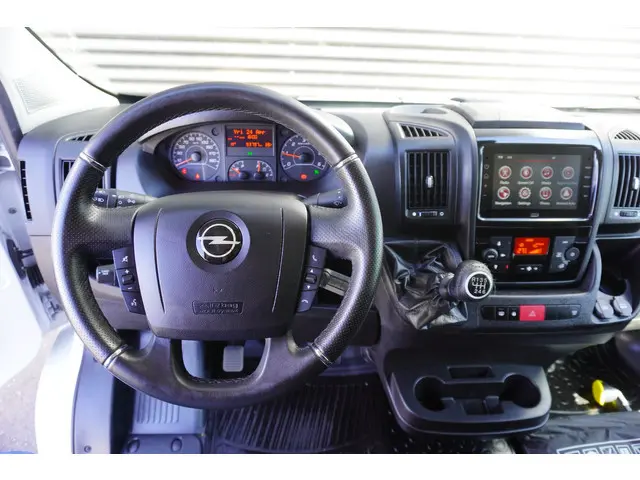 Opel Movano 120pk L2H2 Navigatie Camera Cruise control Apple Carplay Climate control