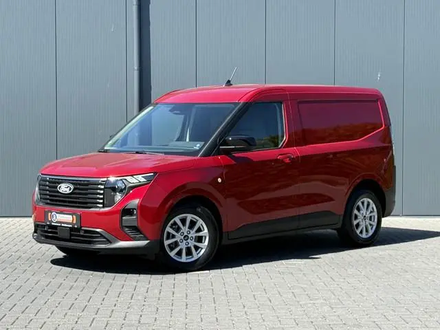 Ford Transit Courier 1.5 EcoBlue / LIMITED / **2.852 KM!!** / CAMERA / ECC / ADAPTIVE CRUISE / STOEL...