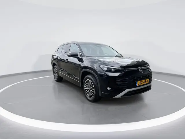 Volkswagen Tayron Life Edition 1.5 eHybrid 204 pk 6 versn. DSG ·  Trekhaak inklapbaar, met elektrische ontgrendeling, incl. aanhangwagen- manoeuvreerhulp Trailer Assist ·