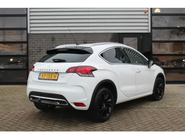 DS 4 Crossback 1.6 THP Business / Keyless / Camera / Trekhaak / N.A.P.