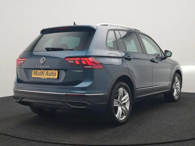 Volkswagen Tiguan 1.4 TSI eHybrid Active PHEV 245pk Dealer O.H. | Trekhaak Af Fabriek | Adaptive Cru...