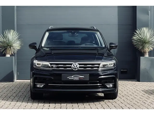 Volkswagen Tiguan 2.0 TSI 4Motion 3x R-Line Pano Automaat DealerOH Volkswagen Tiguan 2.0 TSI 4Motion 3x R-Line/dealler ondh/Garantie