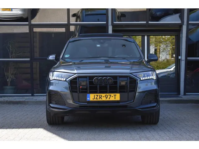 Audi Q7 4.0 TFSI SQ7 quattro Pano HUD Lane B&O 360Camera Trekhaak
