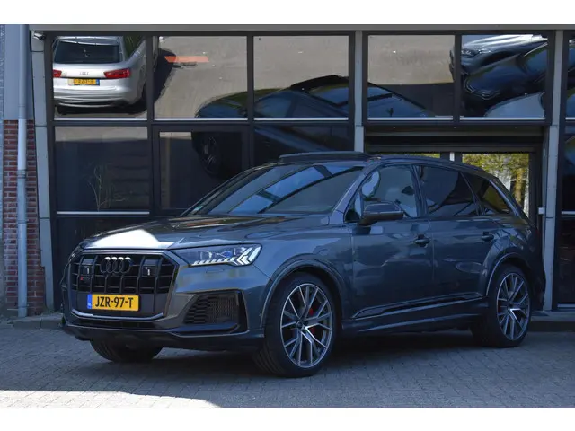 Audi Q7 4.0 TFSI SQ7 quattro Pano HUD Lane B&O 360Camera Trekhaak