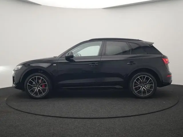 Audi Q5 50 TFSI e S edition PHEV 300pk Dealer O.H. | Trekhaak Af Fabriek | Camera | Lederen Sportsto...
