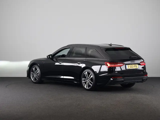 Audi A6 Avant 40 TFSI S edition Competition 204pk | Navigatie | Stoelverwarming | Adaptieve cruise c...