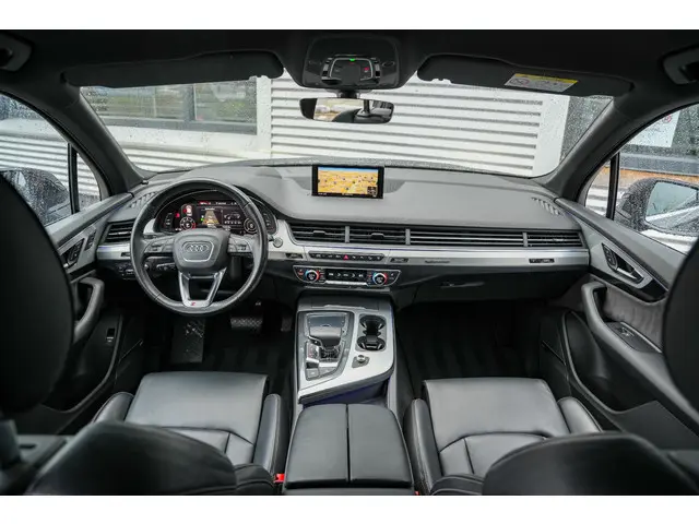 Audi Q7 3.0 TDI e-tron quattro Sport Leer Ambient Camera ACC Memory HUD BOSE Trekhaak Stoelverw. Dode Hoek