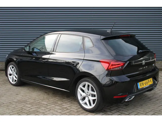 SEAT Ibiza 1.0 TSI FR Full-Led Adaptive-Cruise DAB+ Clima
