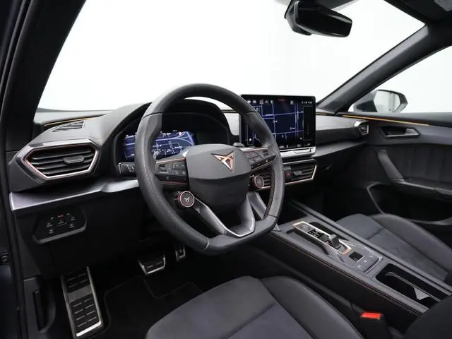 CUPRA Formentor 1.5 TSI e-Hybrid 272 pk VZ Performance | Panoramadak | Trekhaak | Adaptief sportonde...