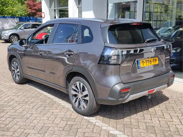 Suzuki S-Cross 1.5 HYBRID STYLE AUTOMAAT Trekhaak | 360 Camera | Dodehoeksensoren