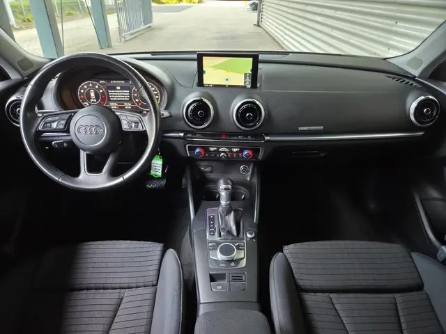 Audi A3 Sportback 35 TFSI CoD Advance