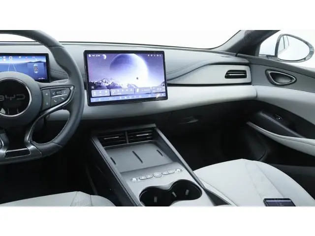 BYD SEAL