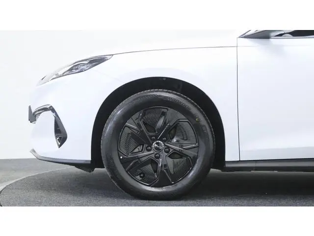 BYD SEAL