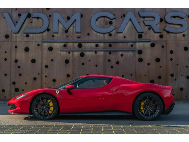 Ferrari 296