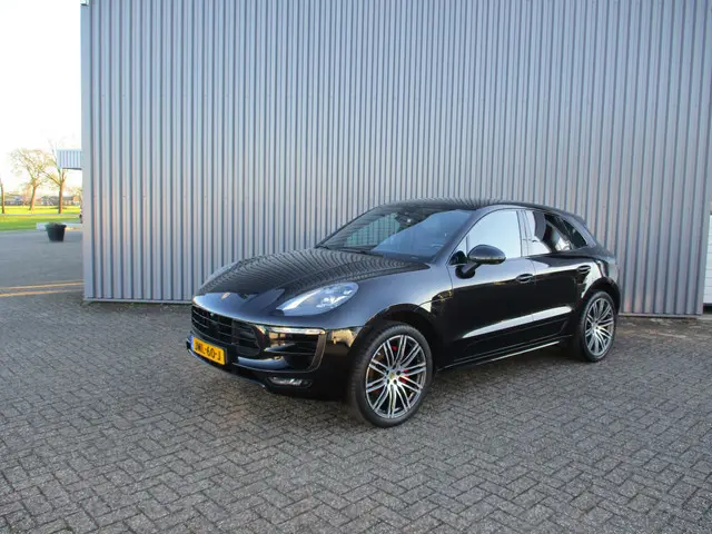 Porsche Macan 3.0 GTS 361 pk Leer Navi Trekhaak