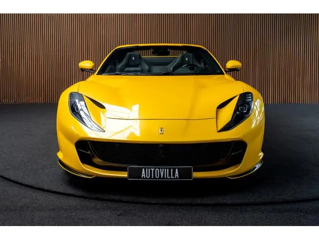 Ferrari 812 GTS