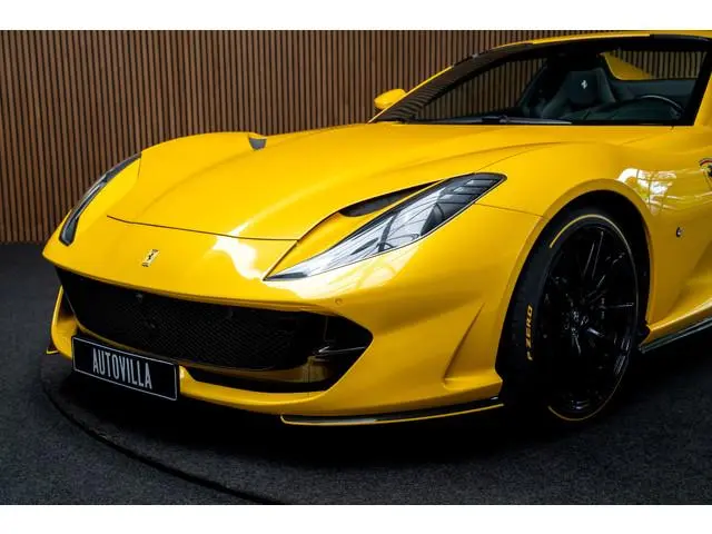 Ferrari 812 GTS