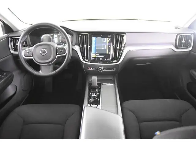 Volvo V60 2.0 B3 Momentum *1ste Eigenaar*Panoramadak*Stoelverwarming*