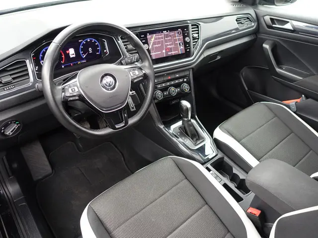 Volkswagen T-Roc 1.5 TSI R-line+ Aut- Panodak, Sport Interieur, Ada Cruise, Xenon Led, Virtual Cockp...
