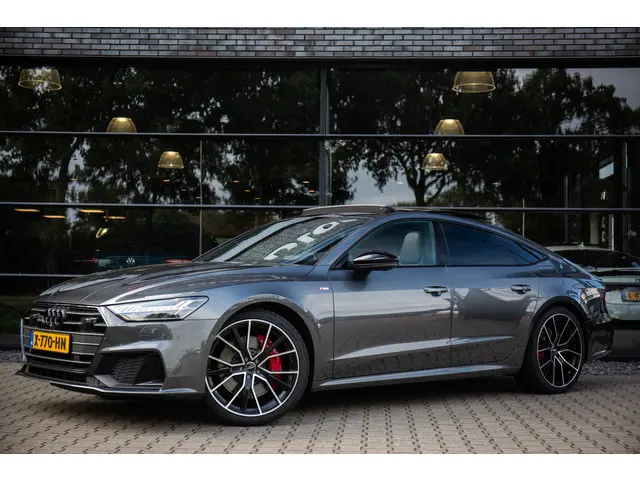 Audi A7 Sportback 55 TFSI e quattro Competition , Panoramadak, Head-up Display, S7 Diffuser, RS-seat...