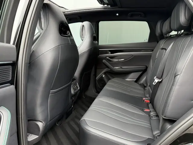 BYD SEAL U