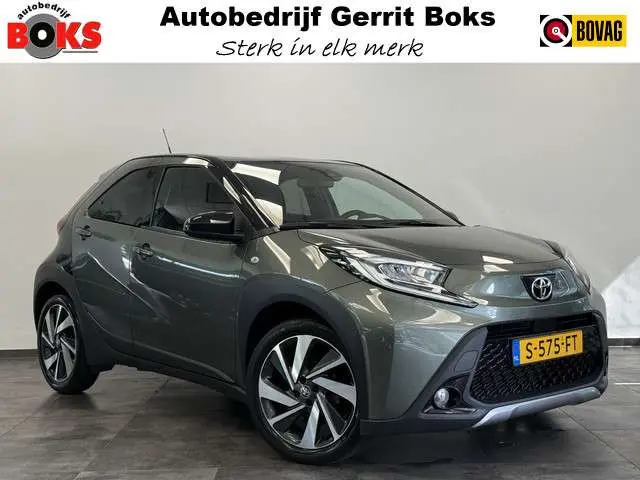 Toyota Aygo X 1.0 VVT-i S-CVT Envy 5-Drs. ClimateControl 18'lmv Navigatie 24 maanden garantie mogelijk (*vraag naar de voorwaarden)