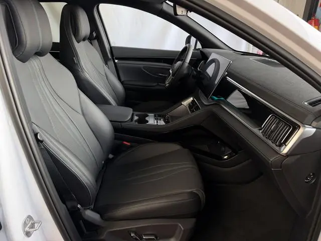 BYD SEAL U