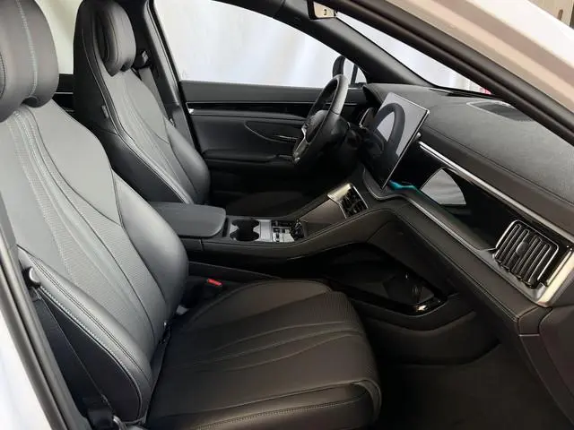 BYD SEAL U