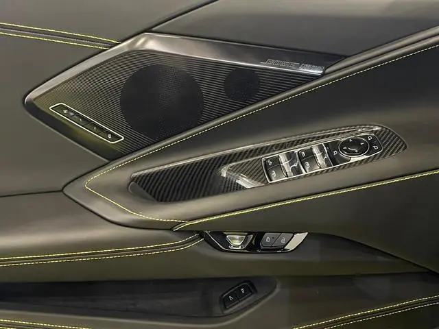 Corvette C8