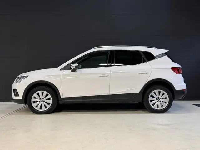 SEAT Arona 1.0 TSI Xcellence Business Intense | Camera | Sfeerverlichting | Stoelverwarming | Adapti...