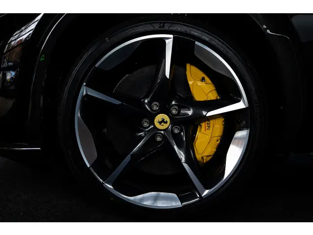 Ferrari Purosangue
